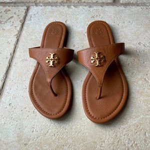 Tory Burch Everly Leather Brown Flat Sandals
